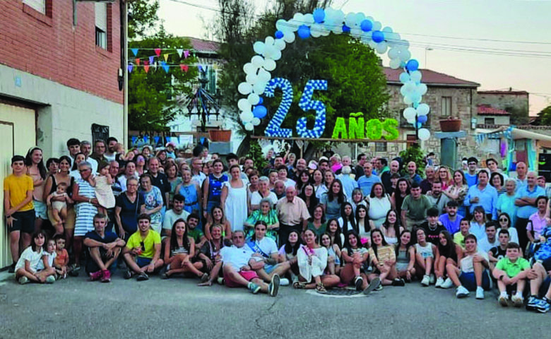 Los miembros de la Asociación durante las celebraciones del 25 aniversario