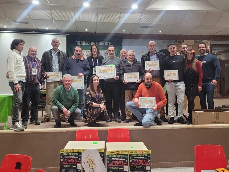 Roberto Martínez Cebrián; COORDINADOR DE DEPORTES
MANCOMUNIDAD ALTA SIERRA DE PINARES