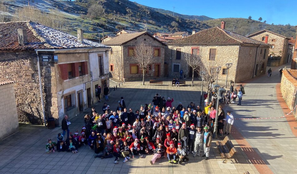 Roberto Martínez Cebrián; COORDINADOR DE DEPORTES
MANCOMUNIDAD ALTA SIERRA DE PINARES